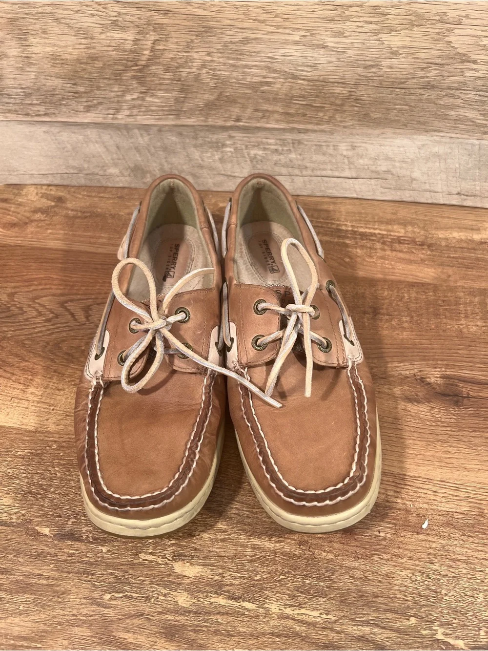 Sperry Top Sider Tan Leather Women’s Classic Boat Shoes Size 9.5
